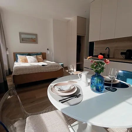 Opera I New I Prime Location I Ac *