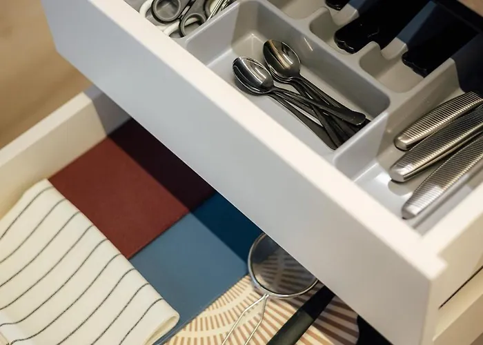 Apartment Opera I New I Prime Location I Ac