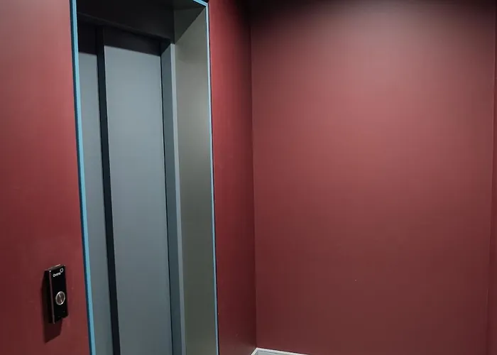 Opera I New I Prime Location I Ac *