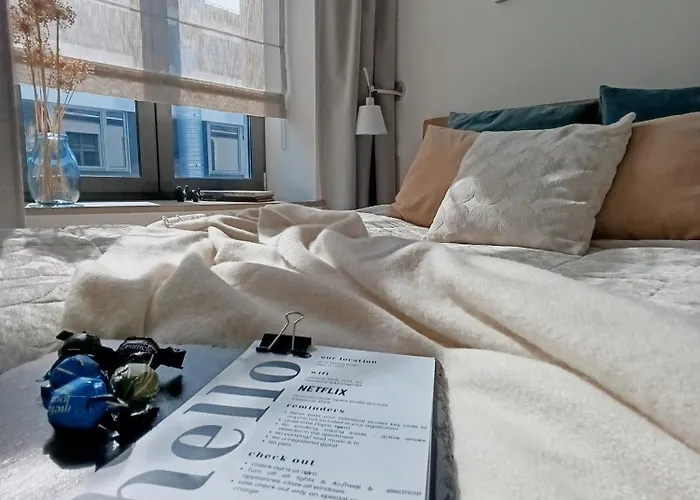 Opera I New I Prime Location I Ac Apartment